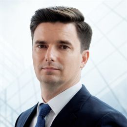 Stellantis(STLA.US)恢复业绩指引 预警下半年将面临12亿欧元关税冲击